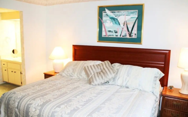 Westridge 2 Bedroom Condo