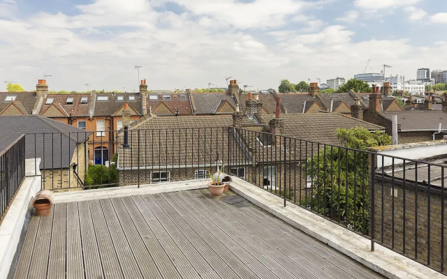 Ravenscourt Park Retreat