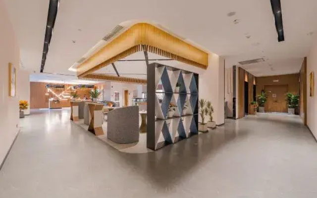 UrCove by Hyatt Hangzhou Riverside CBD