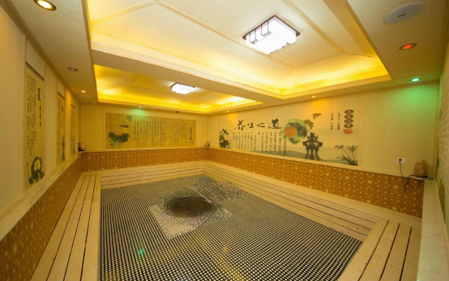 Yuhe Hotel
