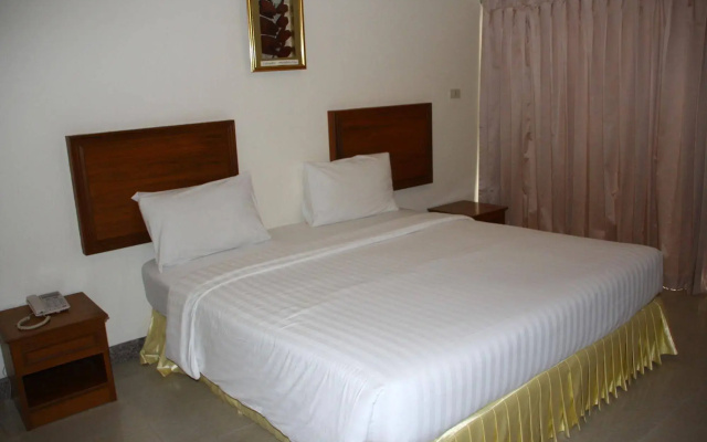 Hong Residence(หงส์ เรสซิเดนซ์)