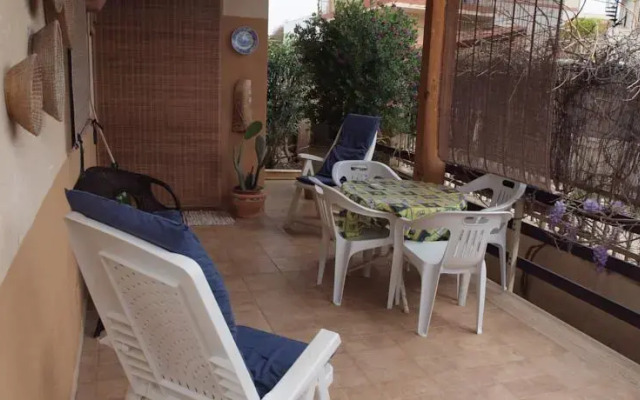 B&B Glaukopis