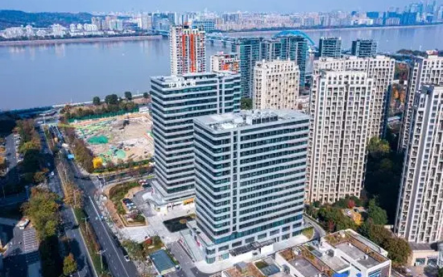 Hangzhou Langju Hotel