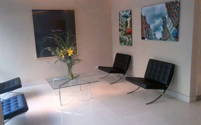 Defensa Suites