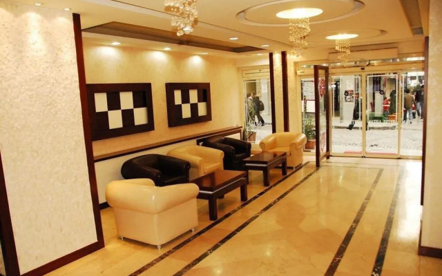 Artan Hotel