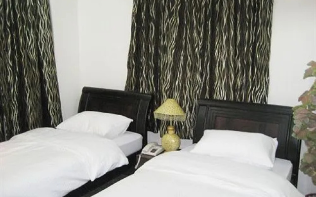 Falcons Nest Service Apartment-Lawsons Bay
