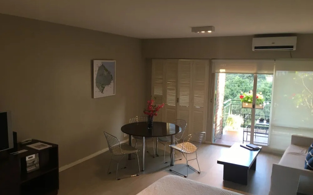 Cozy Studio in the Heart of Recoleta