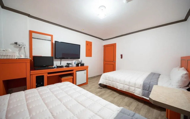 Chuncheon Just Sleep Hotel Chuncheon Station Branch