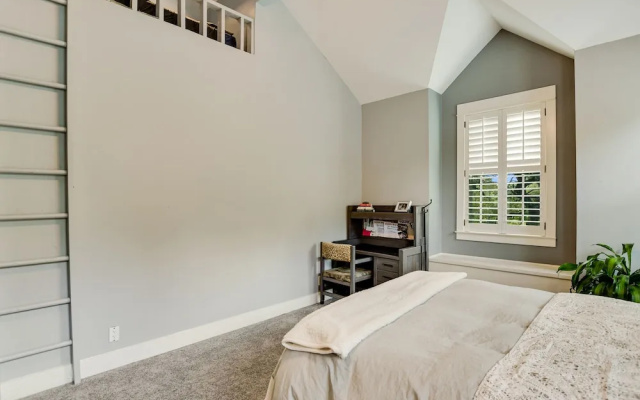 Rocky River House #143561 - 6 Br Estate