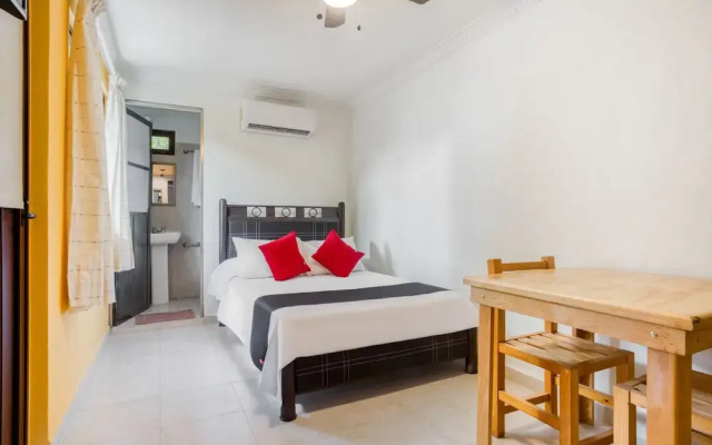Hotel Arco Maya