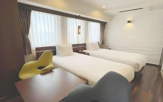 Breath Hotel