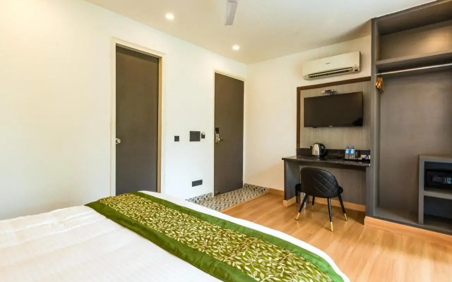 Mayur Hotel at CR Park New Delhi