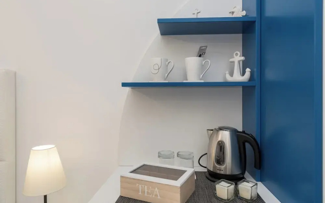 Blue Old Navy Rooms