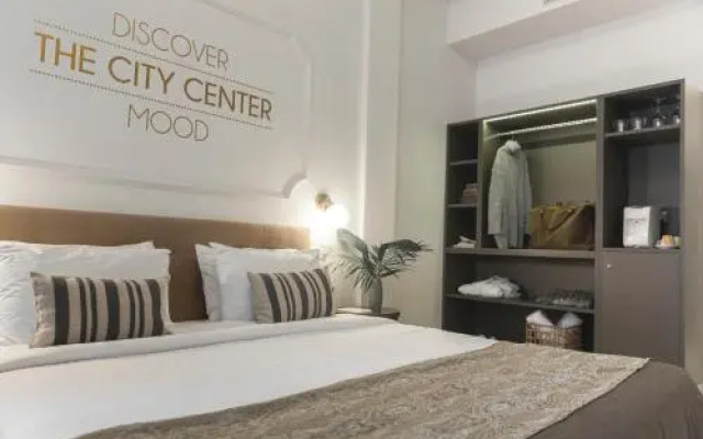 The Mood Luxury Rooms