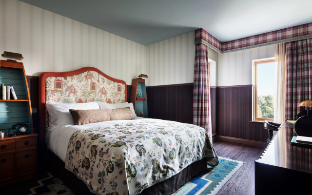Отель Graduate by Hilton Cambridge