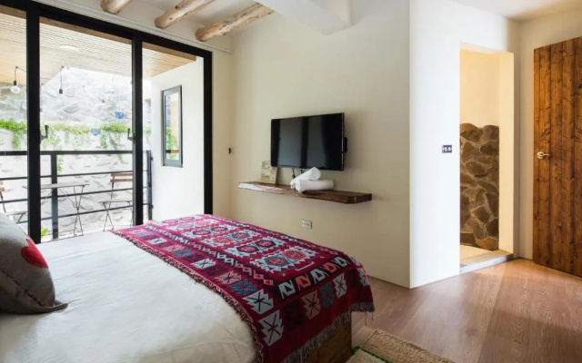 Haku Beach Days Inn