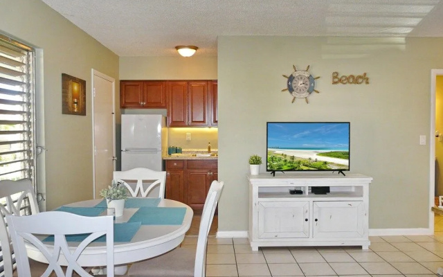 Peaceful Condo With Pool and Steps to Beach