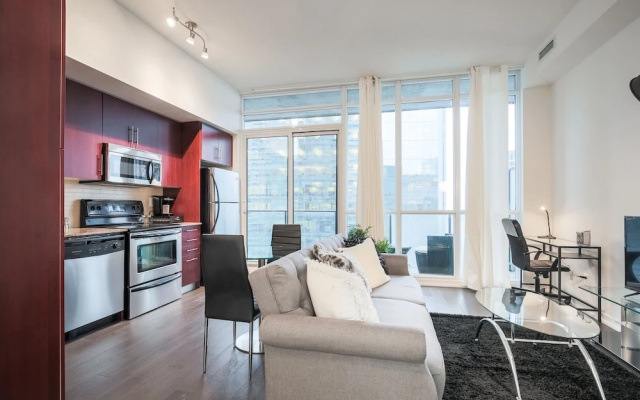 Noel Suites - Air Canada Centre