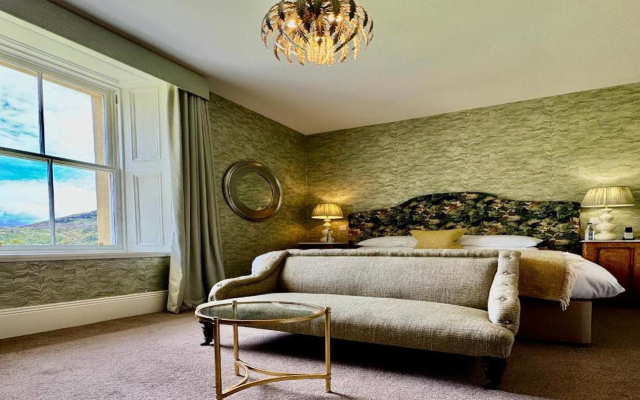 Glenfinnan House Hotel