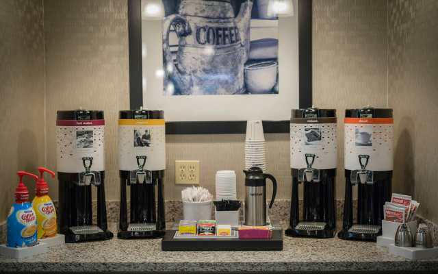 Hampton Inn San Francisco Airport