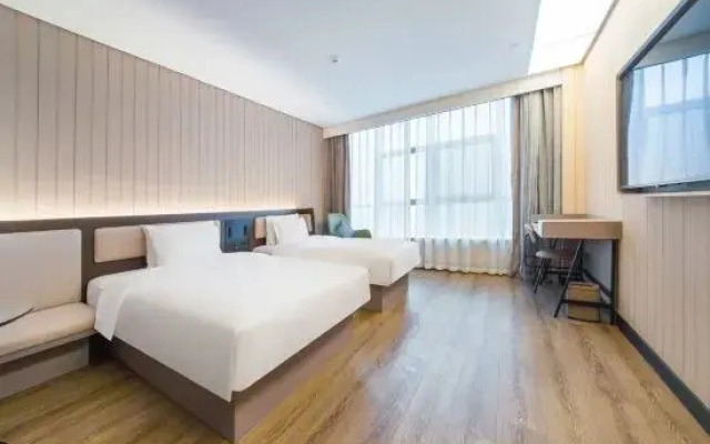 HanTing Hotel (West Coast Campus of the Affiliated Hospital of Qingdao University Subway Station)