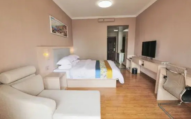 Jiayue Apartment (Nanning East Railway Station)