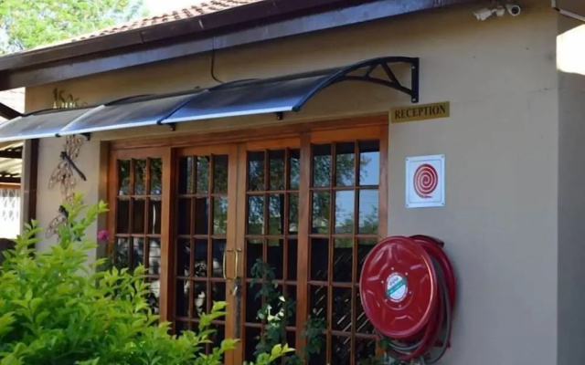 Crown Guest Lodge