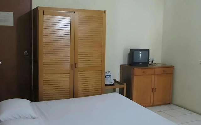 Hotel Lautze Indah