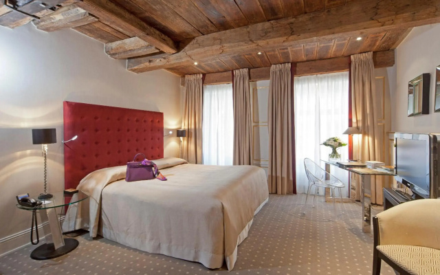 Hotel Le Place d'Armes - Relais & Châteaux