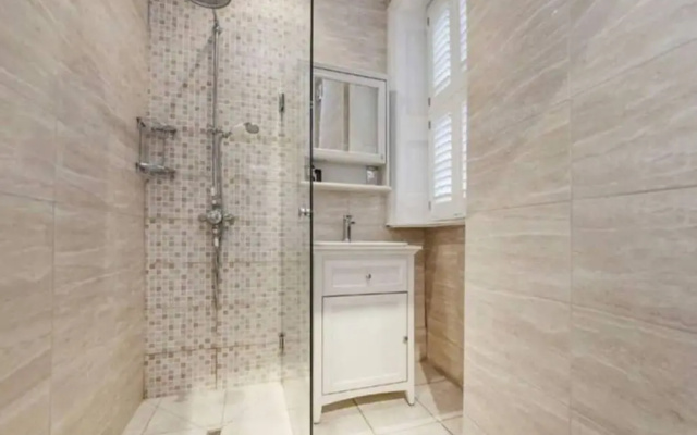 Charming 1 Bedroom Flat in Notting Hill