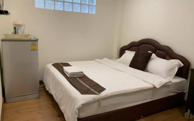 Long Zhu Guesthouse