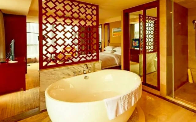Century Chanson Hotel