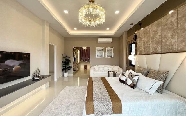 Southern Peak Pool Villa HuayYai Pattaya