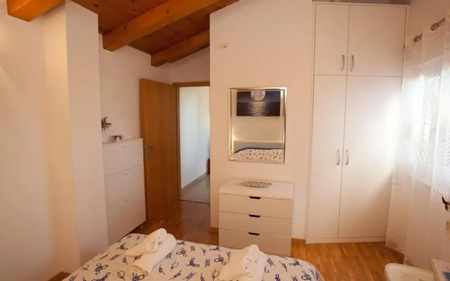Sea View Apartment Milly, Nearby Beach Jaz