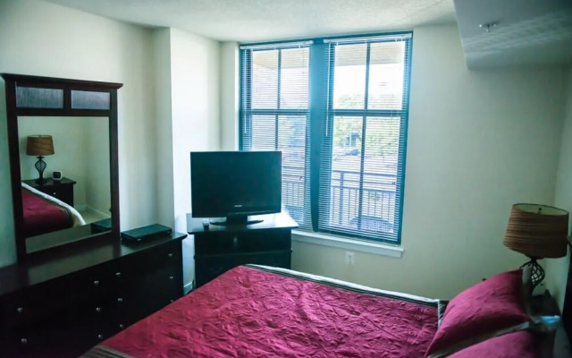 Crystal Quarters Furnished Apartments At The Gramercy