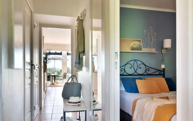 Apartment With Seaview