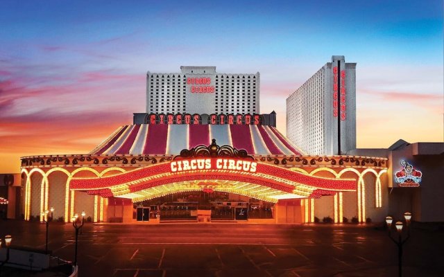 circus circus hotel casino theme park mgm