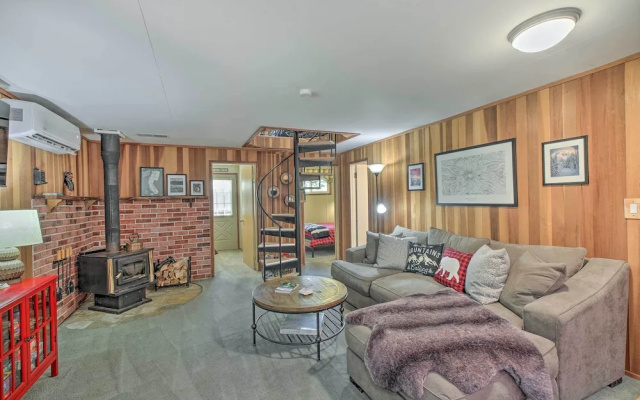 'wandering Elk' Cabin Retreat w/ Golf Access!