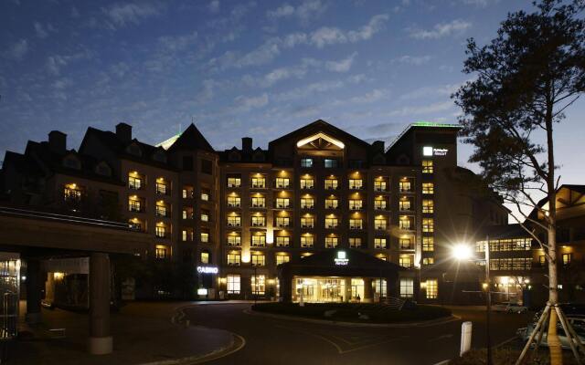 Отель Holiday Inn Resort Alpensia Pyeongchang Южная Корея, Пхёнчан - отзывы, цены и фото номеров - забронировать отель Holiday Inn Resort Alpensia Pyeongchang онлайн вид на фасад