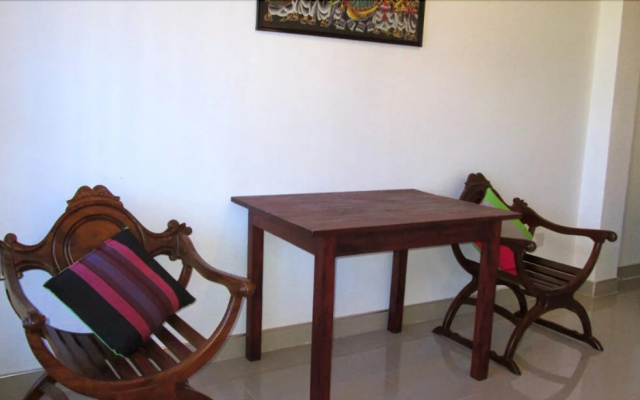 Yoho Villa Tropicana