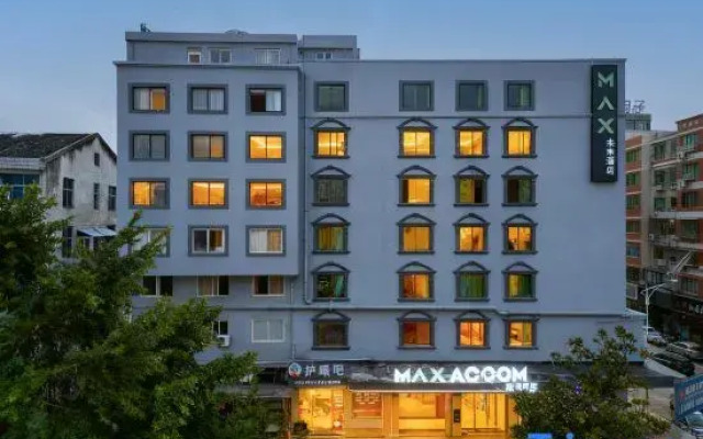 MAXACCOM Future Hotel (Wenzhou Longgang Municipal Government)