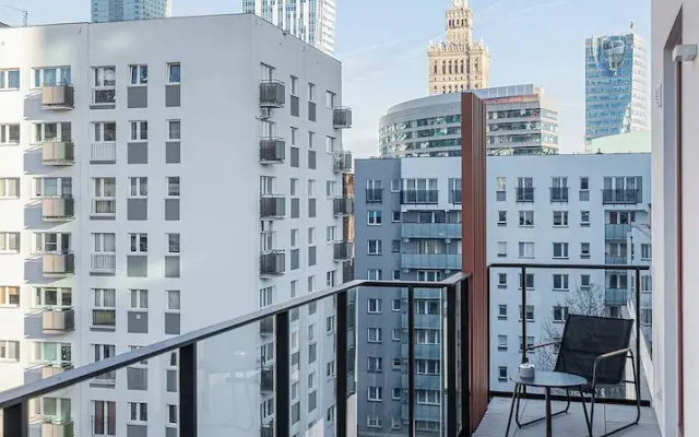 RentPlanet - przy Dworcu Centralnym
