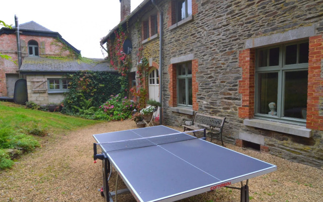 Quaint Holiday Home in Bievre with Terrace