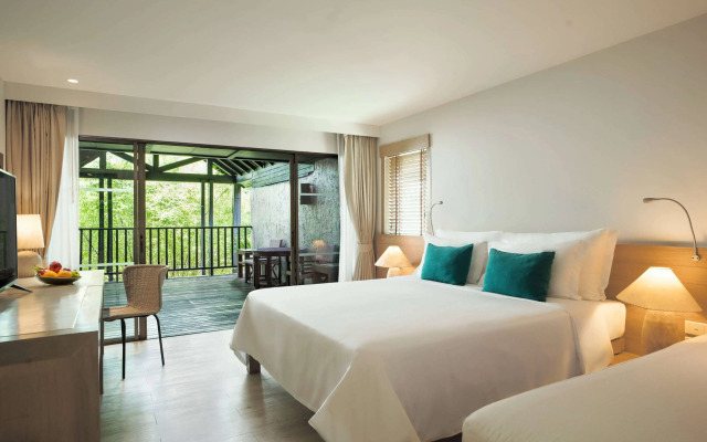 Курортный отель Wyndham Hua Hin Pranburi Resort & Villas
