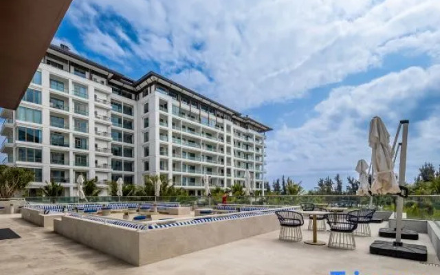 Yuelaichangsheng Beach Hotel
