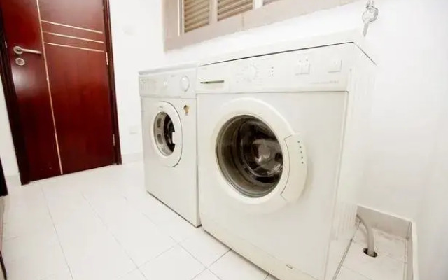Shanghai Yopark Serviced Apartment(Jingan International Plaza)