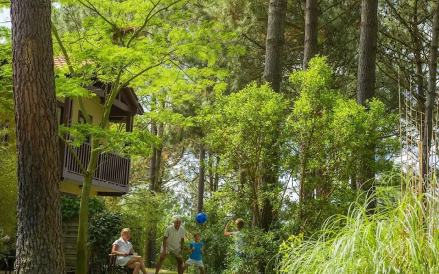 Atmospheric Apartment Near Lacanau, Surrounded by a Forest