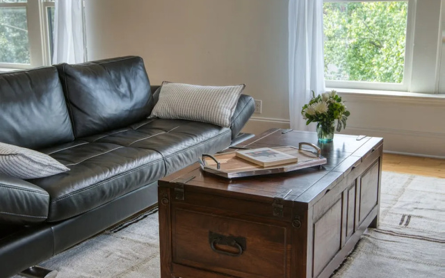 5 Walnut Lofts
