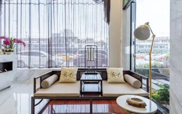 Xuzhou Yunlong Wanda Plaza Langbo Hotel
