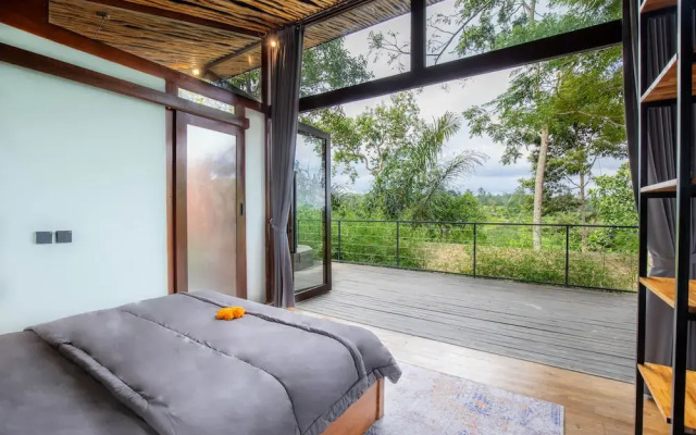 Sebatu Hill Cottage